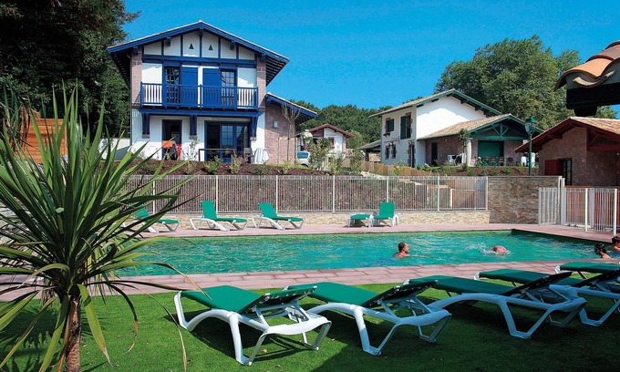 Behobie Copropriété | Prestige apartment Le Domaine de Lana - 8922 (78214306)