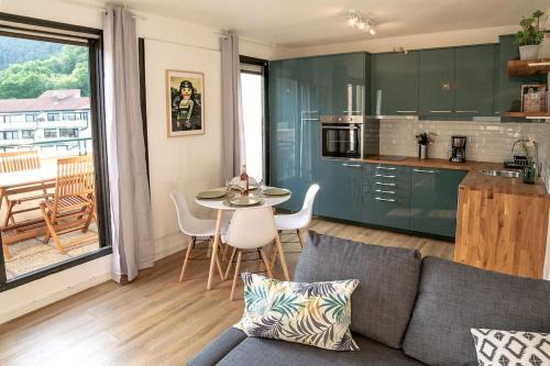 Chamalieres Appartement | Ville & Nature, Belle Vue avec Piscine