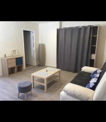 Villeneuve-les-Avignon Appartement | Villeneuve les avignon,proche Avignon, beau studio