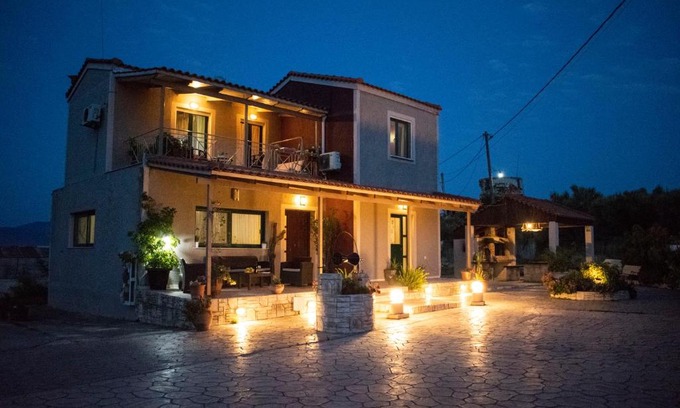 Favatata Appartement | Villeta Nikol