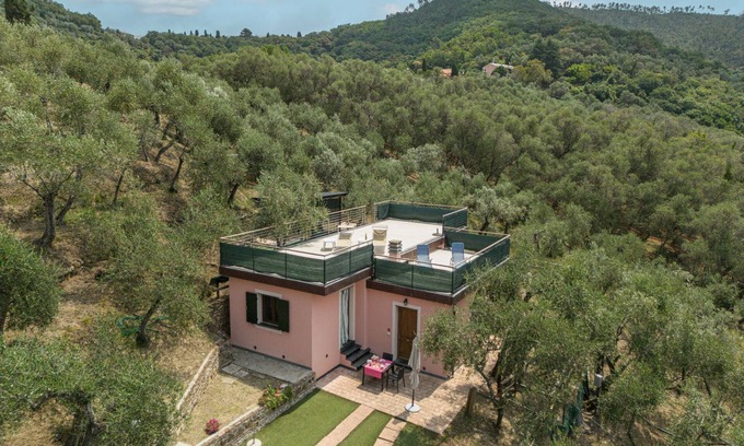 Sestri Levante Maison | Villetta Linara by Interhome