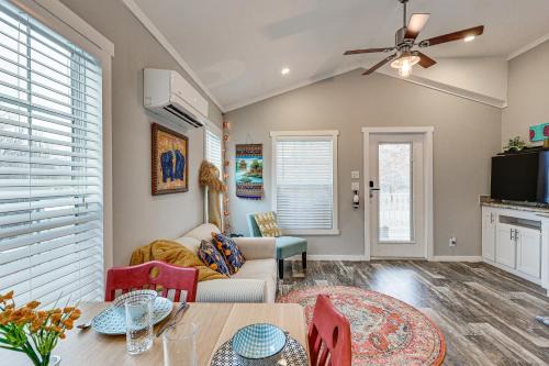 Vilonia Maison | Vilonia Country Cabin with Grill, Fire Pit and More!