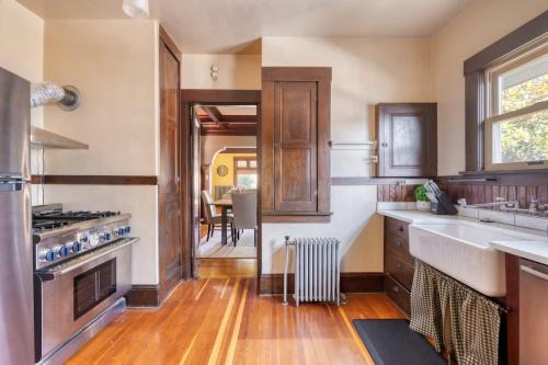 Kerns Maison | Vintage Craftsman in Byrnes Addition - 99 WalkScore