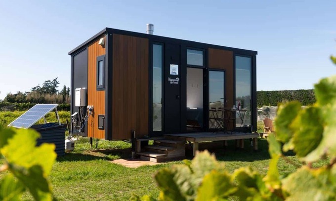 Burnham Maison | Vintners Retreat by Tiny Away