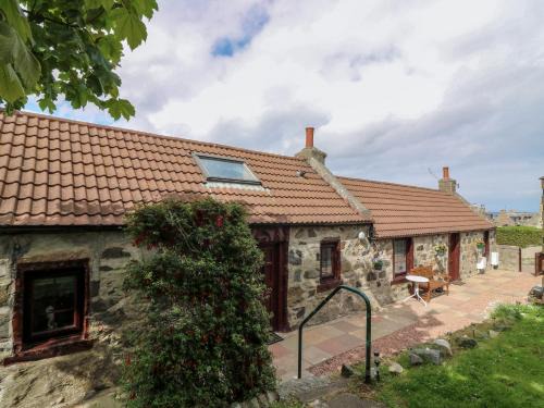 St Combs Maison | Viola Cottage