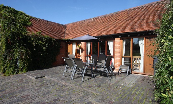 Little Witcombe Maison | Viola Cottage - Whitley Elm Cottages - Cottage 2 chambres pour 4 à 6 personnes + lit bébé