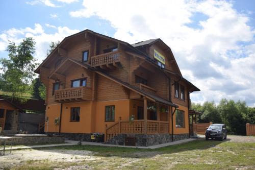 Slavske Maison | VIOLETTA