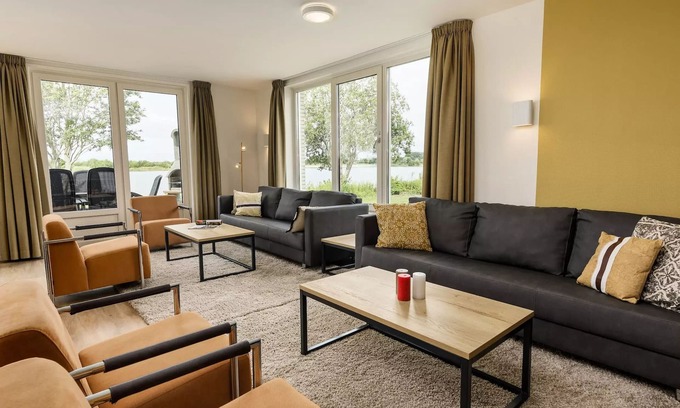 Municipality of Emmen Maison | VIP Cottage 12 People