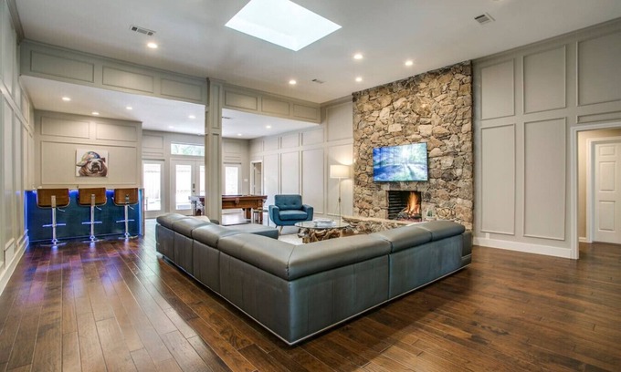 Park Central Maison | VIP Stylish Home, Comfort and Quiet. 5 STAR