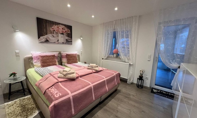 Wiesloch Appartement | ❤ VipStay ❤ Stylish 65m² Suite with kitchen, terrace, parking, Wi-Fi, SmartTV ❤