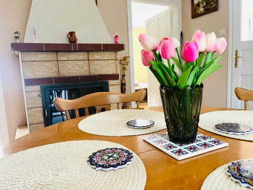 Bakonynana Maison | VisszavárLak Bakonynána