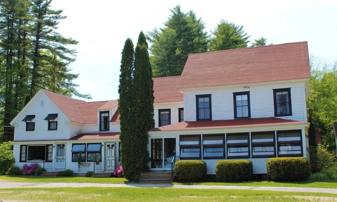 North Sebago Appartement | Vista Apartment-Private Beach-Pets Welcome - Round Table Lodge, Sebago, Maine