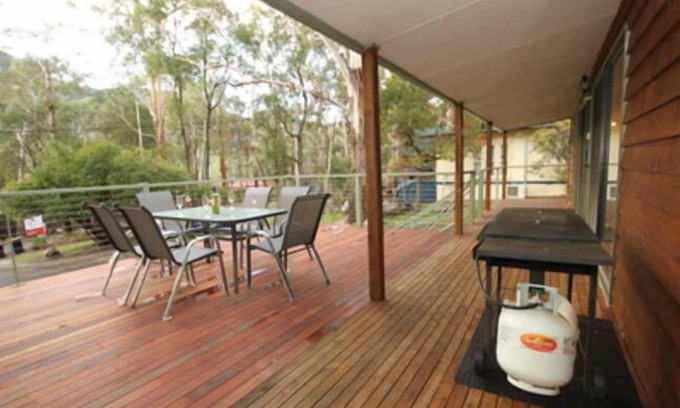 Halls Gap Cottage | Serene Vista Halls Gap