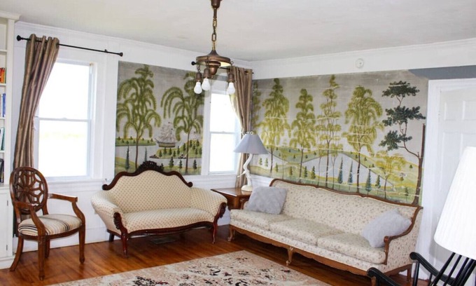 Greene Maison | Vista Hills House Antique Experience 146