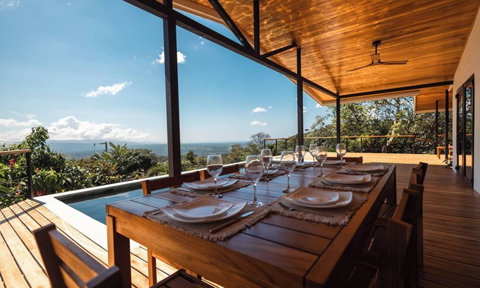 San Mateo Maison | Vista Maderal - Luxury villa, Pool, Amazing Views, Orchard