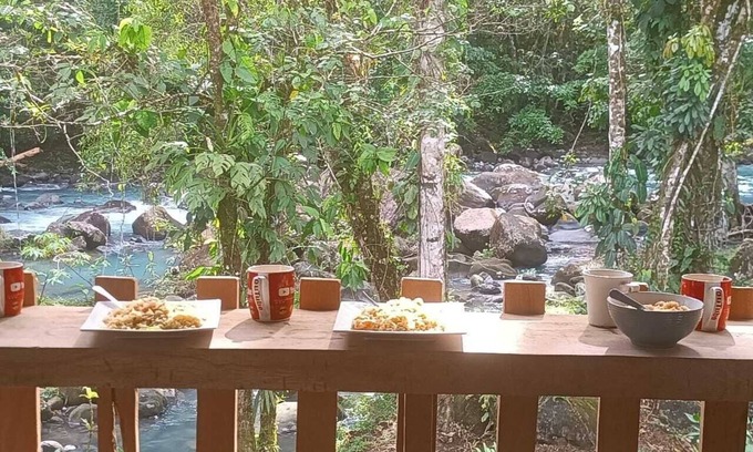 Katira Cabine | Vista Rio Celeste Cabin