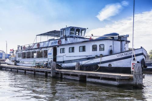 Nieuwmarkt en Lastage Location De Bateaux | Vita Nova