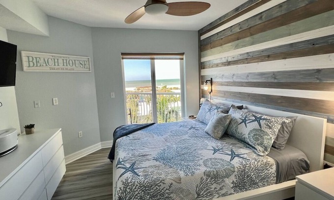 Treasure Island Copropriété | Vitamin SEA & Sunset Views Treasure Island, FL find us @ oasisgetaways.us