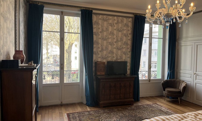 Thermal Maison | Suite Vivaldi, 2 chambres, balcon sur Square
