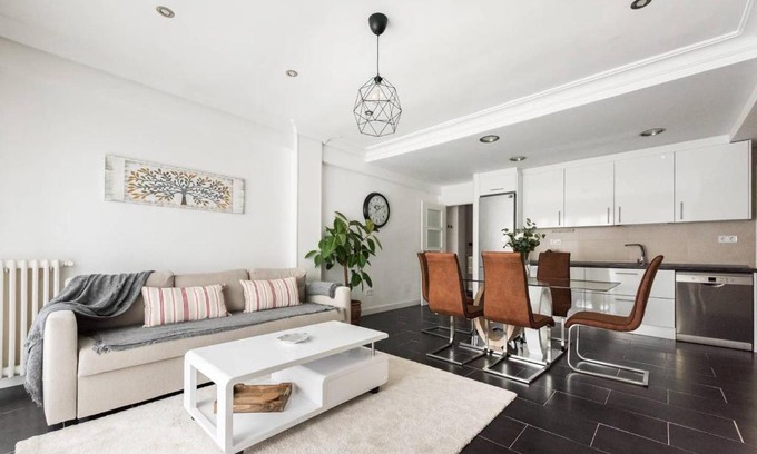 Imperial Appartement | VIVE MADRID – NICE/COZY/QUIET 3 BEDROOM APARTMENT