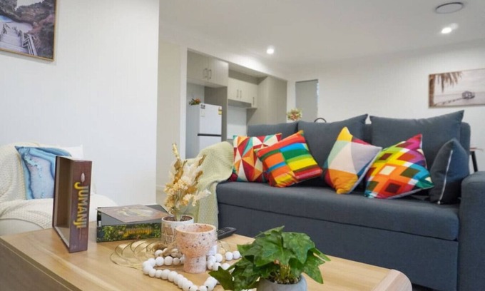 Logan Reserve Maison | Vivid Logan in Your Trip