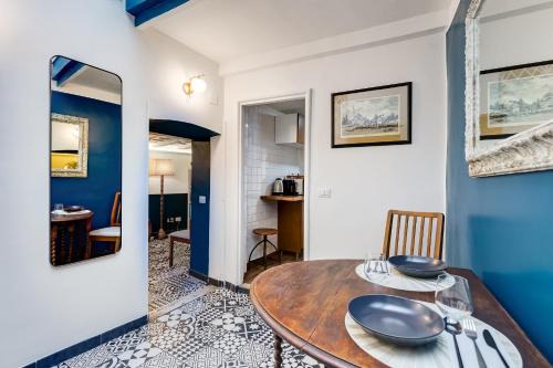 Rione III Colonna Appartement | Vivilo Collection - Macelli Spanish Steps Apartment