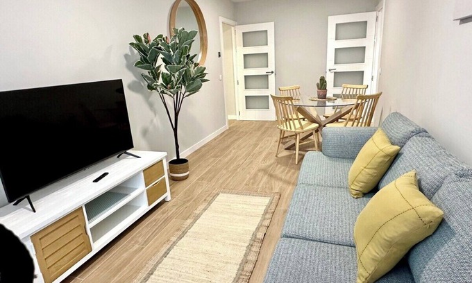 Almenara Appartement | Free Parking - New, super spacious and bright