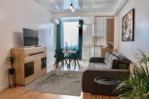 Mamaia-Sat Appartement | Vlady Magic Apartment by ResortS