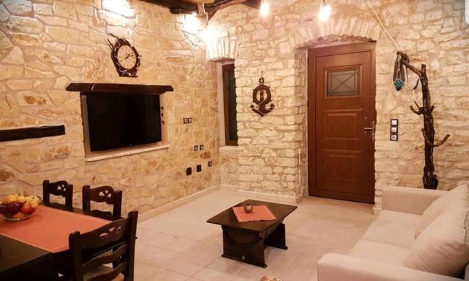 Vlicho Maison | VLIHO BAY - Maison en pierre - 2. 8km de Nidri