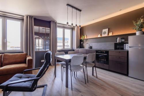 Belfort Appartement | Votre expérience cinéma - Parenthèse nocturne