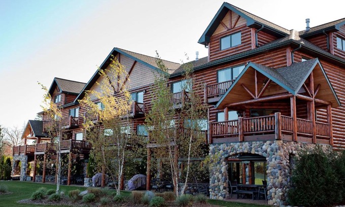 Eagle River Maison | Voyageur View