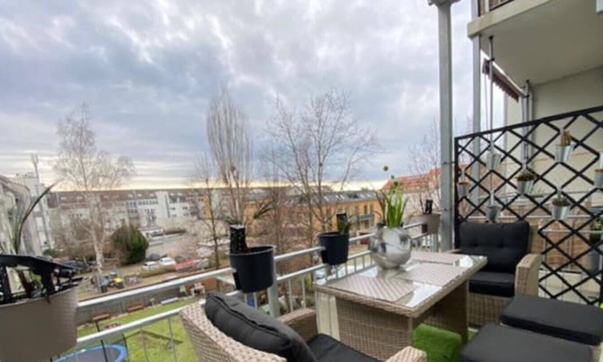 Neulindenau Appartement | Vrbo Property