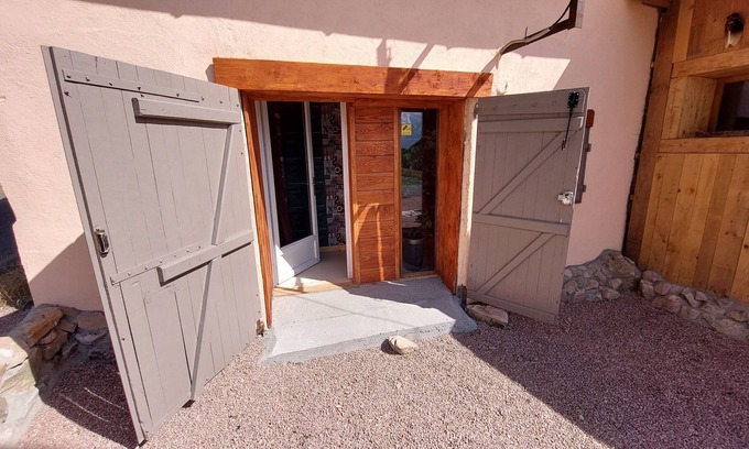 Pays de Lapalisse Maison | Vrbo Property
