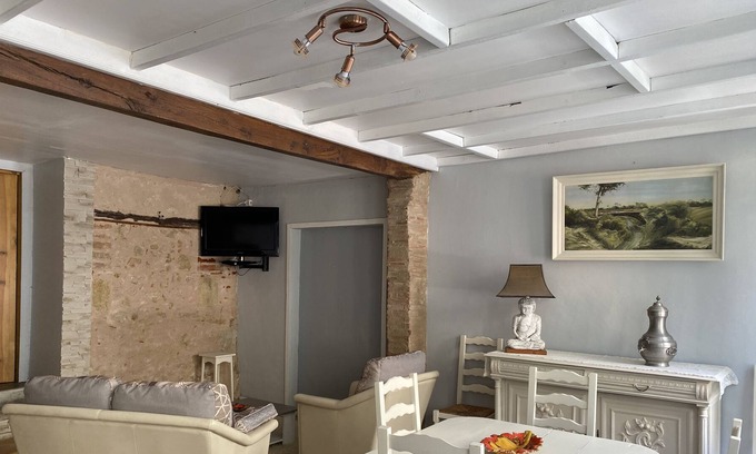 Marciac Appartement | Vrbo Property