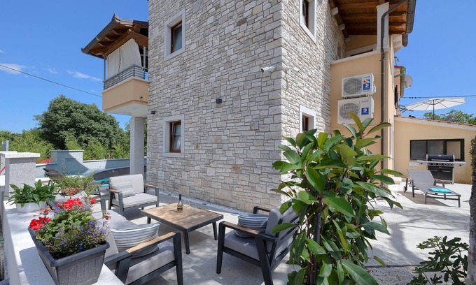 Belavici Villa | Vrbo Property