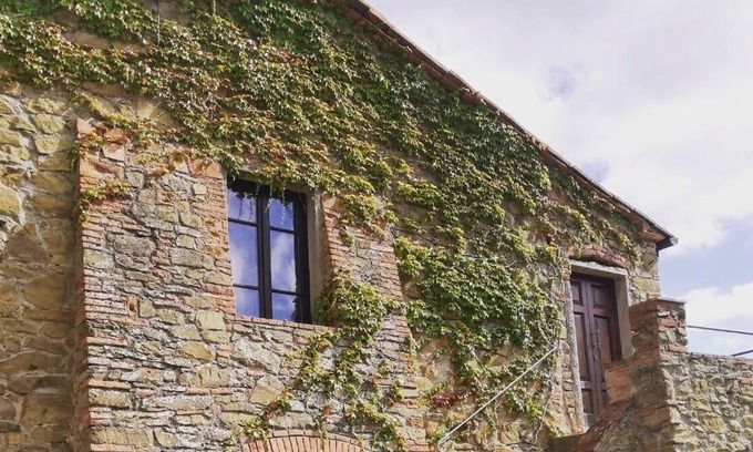 Bucine Appartement | Vrbo Property