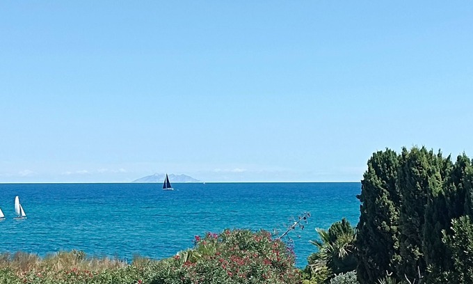 Bravone Appartement | CORSE, Vue mer Appartement lumineux 6 pers. Marines de BRAVONE LINGUIZZETTA