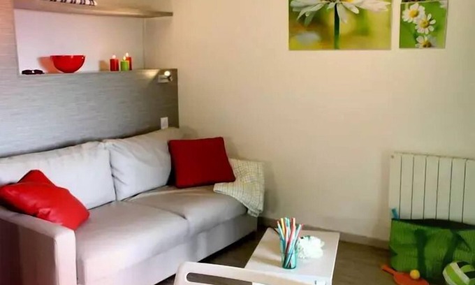 Collonges-la-Rouge Appartement | Gîte 3 Pièces 5 Personnes 2 bébés 2 salles d'eau
