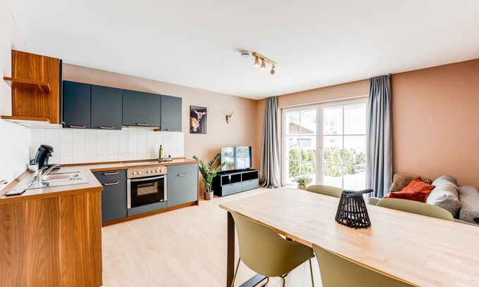 Unterjoch Appartement | VYLD: Deer pasture with terrace