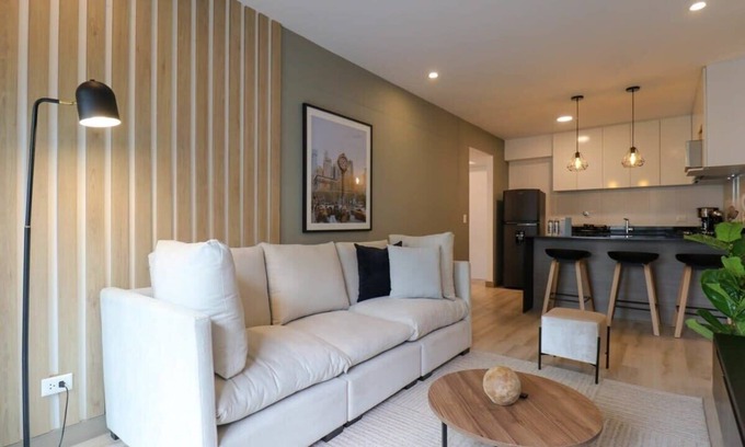 Petit Jean Ocharan Appartement | w* | Mesmerizing 2BR with Balcony in the Heart of Miraflores