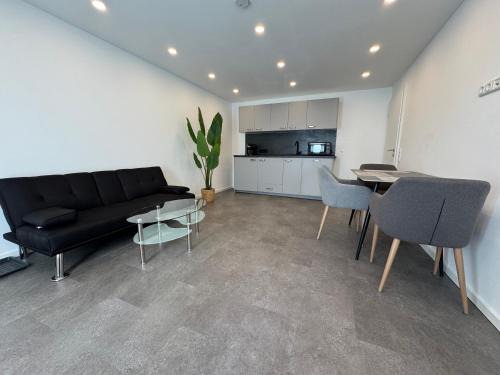 Biberbach Appartement | W&P Living Wohnung mit Ausblick - Parkplatz