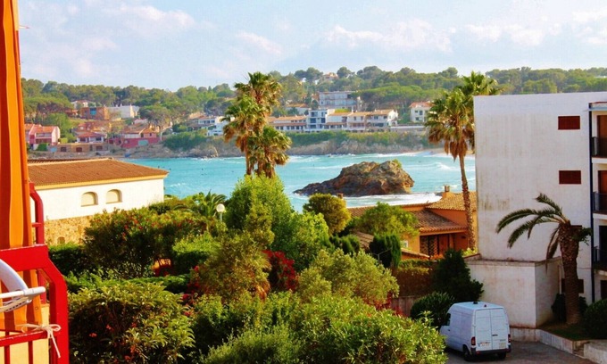 Palamos Appartement | W213-AP. 2/4 PERS. A 100 M DE LA PLAGEDE LA FOSCA - VUE MER -TERRASSE ET PARKING