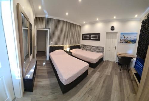 Hullhorst Appartement | W3 Ferienwohnung-32609 Hüllhorst Minden-Lübbecke
