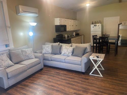 Landon Branch Maison | Waco Charm A Petite Guesthouse Getaway