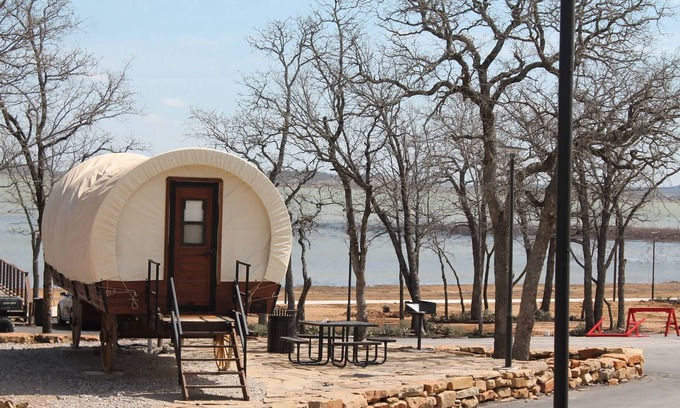 Bridgeport Maison | Wagon 3 - Charming West Wagon Getaway | Modern Comfort & Rustic Vibes