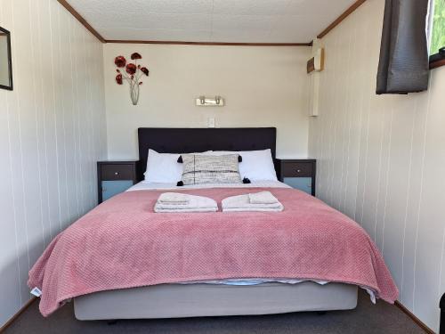 Waikawa Bay Autre | Waikawa Bay Self Contained Cabins