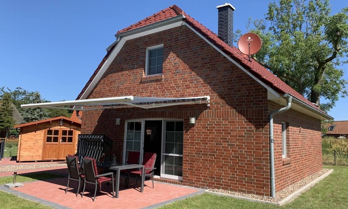 Hilgenriedersiel Maison | Waikiki - Allergy-friendly 100sqm vacation home with fireplace and garden in Hilgenriedersiel