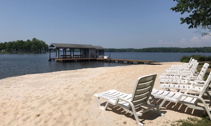 Bumpass Maison | Wake & Lake: votre retraite relaxante au bord du lac sur le côté privé du lac Anna