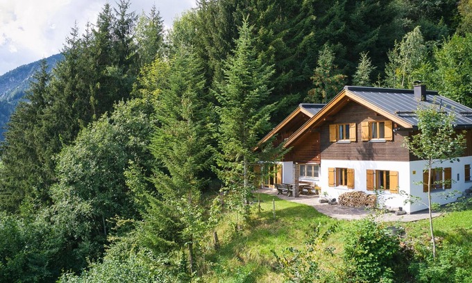 Buerserberg Appartement | Waldhütte Panorama Tschengla by A-appartmen - Ferienwohnung