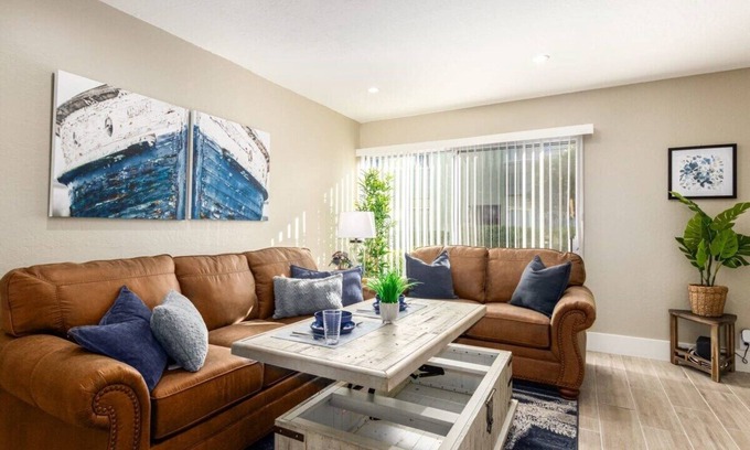 South Scottsdale Maison | Walk 2 Old Town & Fashion Square|4 Heated Pools